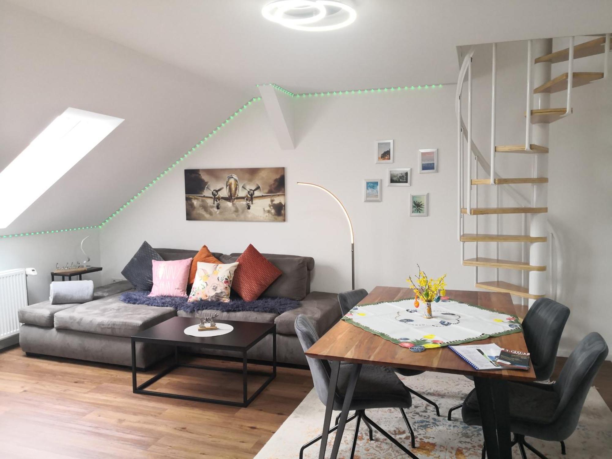 Auszeit2 Erfurt - Stilvolle Dachwohnung Mit Parkplatz - Zentrumsnah Zewnętrze zdjęcie