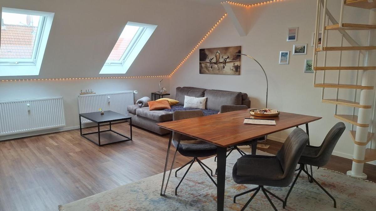 Auszeit2 Erfurt - Stilvolle Dachwohnung Mit Parkplatz - Zentrumsnah Zewnętrze zdjęcie